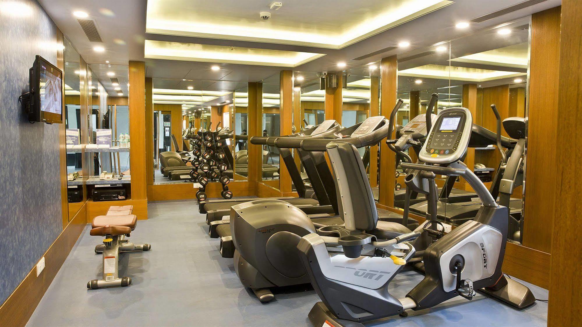 Nirwana Hometel Jaipur- A Sarovar Hotel מראה חיצוני תמונה